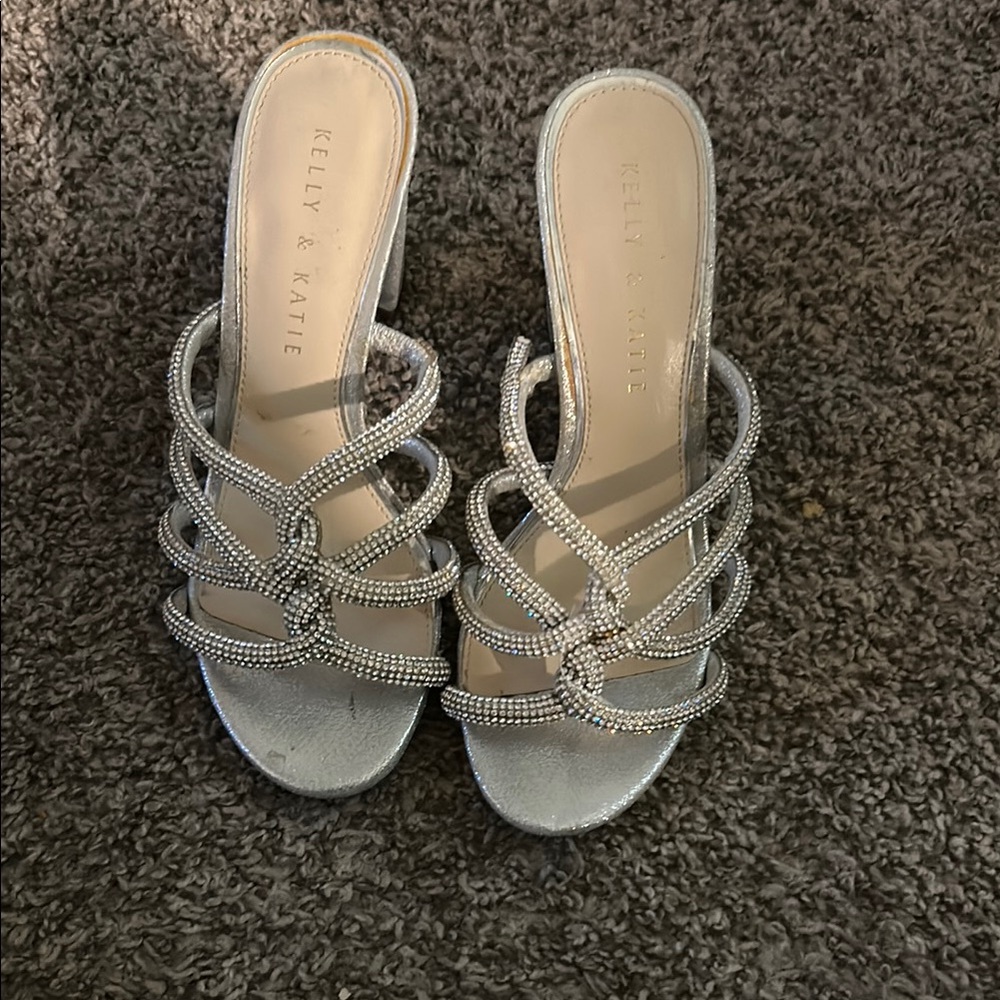 Kelly & Katie Silver Women's Sandals